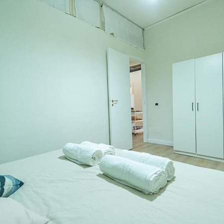Casa Vacanze Decumano 18 Naples Luaran gambar