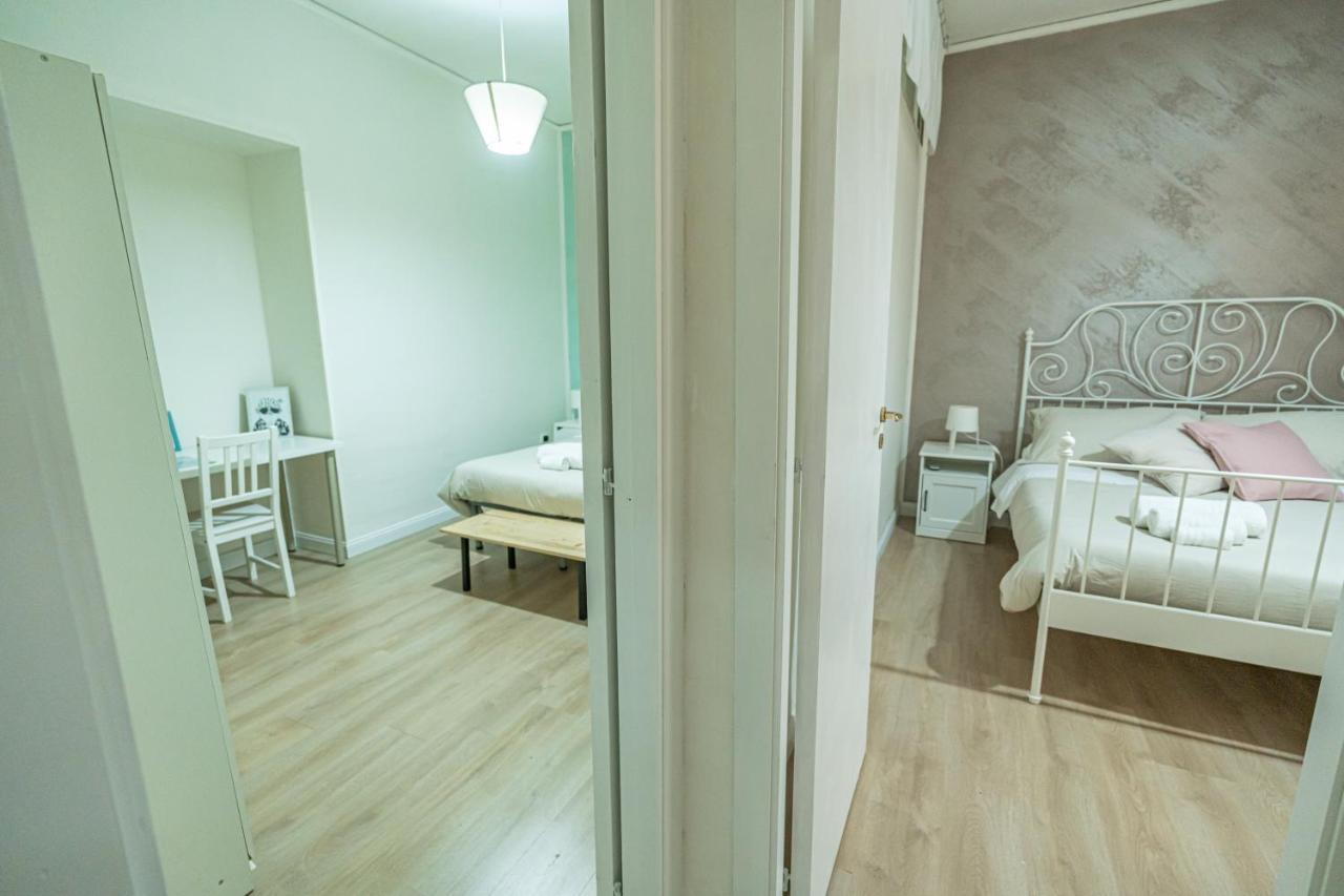 Casa Vacanze Decumano 18 Naples Luaran gambar